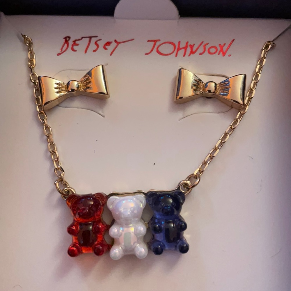 Earring/Necklace set